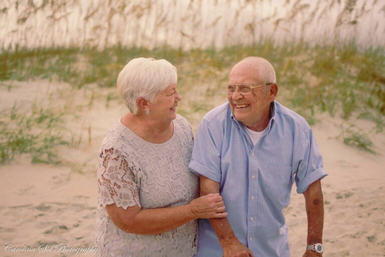 Holden beach nc extended family lifestyle photography.