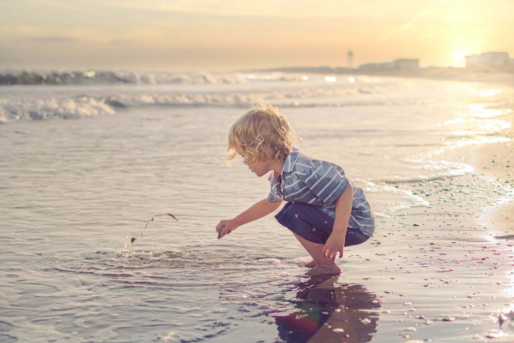 Sunset Beach candid family photography NC.