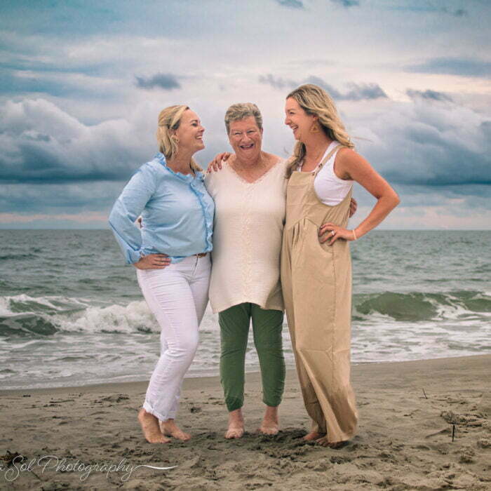 Ocean Isle Beach, NC extended family lifestyle photography.