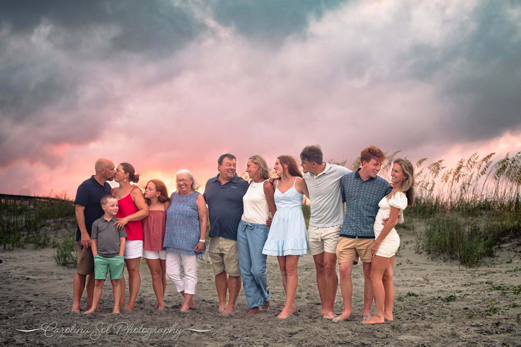 Sunset Beach extended family lifestyle photography.