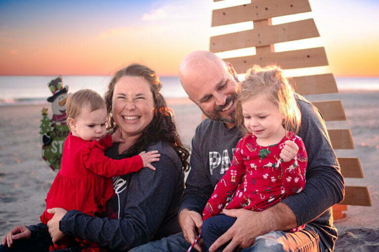 Ocean Isle Beach, NC Christmas family photography.