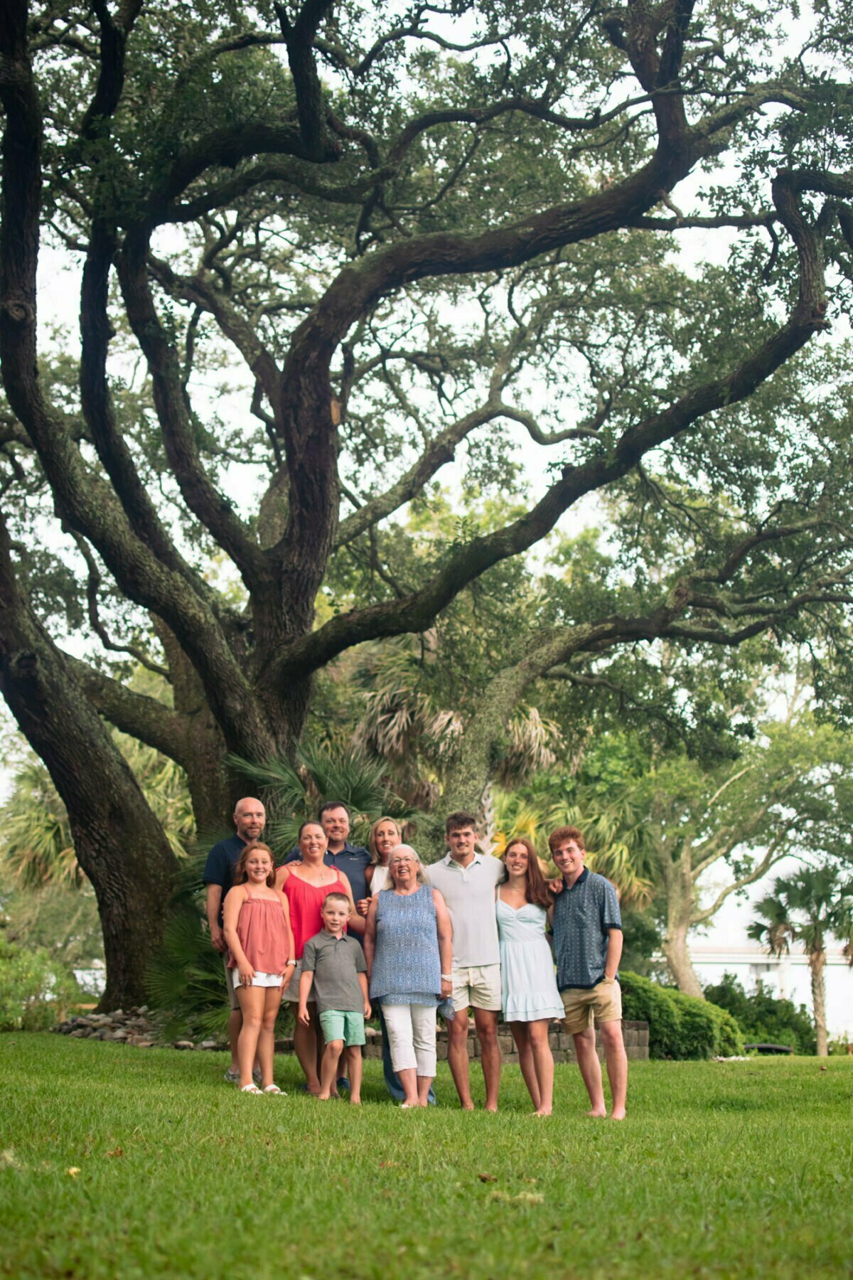 Sunset Beach, NC generational extended family portrait photography session under oak trees.
