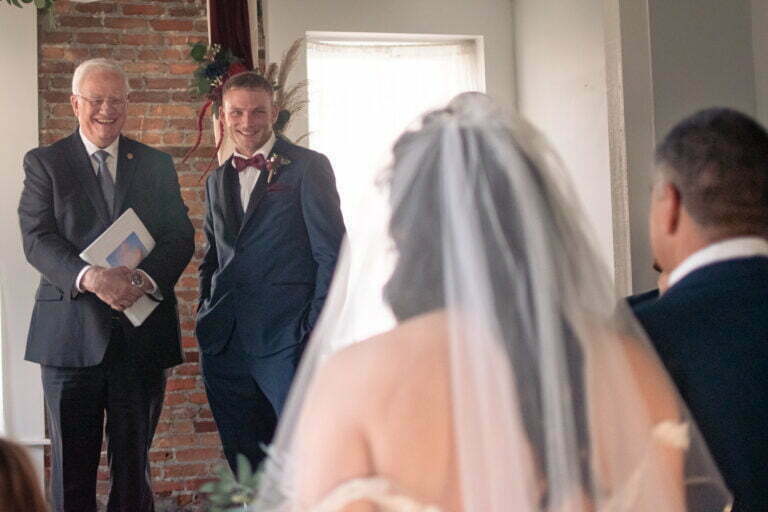 Wilmington, NC spring wedding first look photography session.