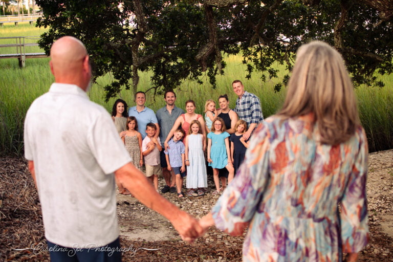 Extended family lifestyle photography sunset beach, nc.
