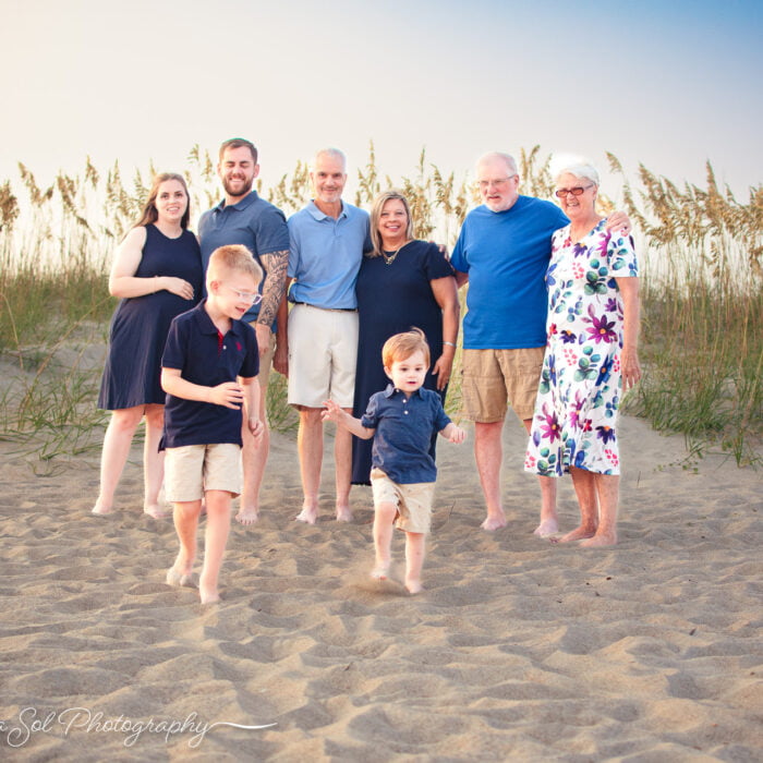 Candid lifestyle extended family photography Holden Beach, NC.